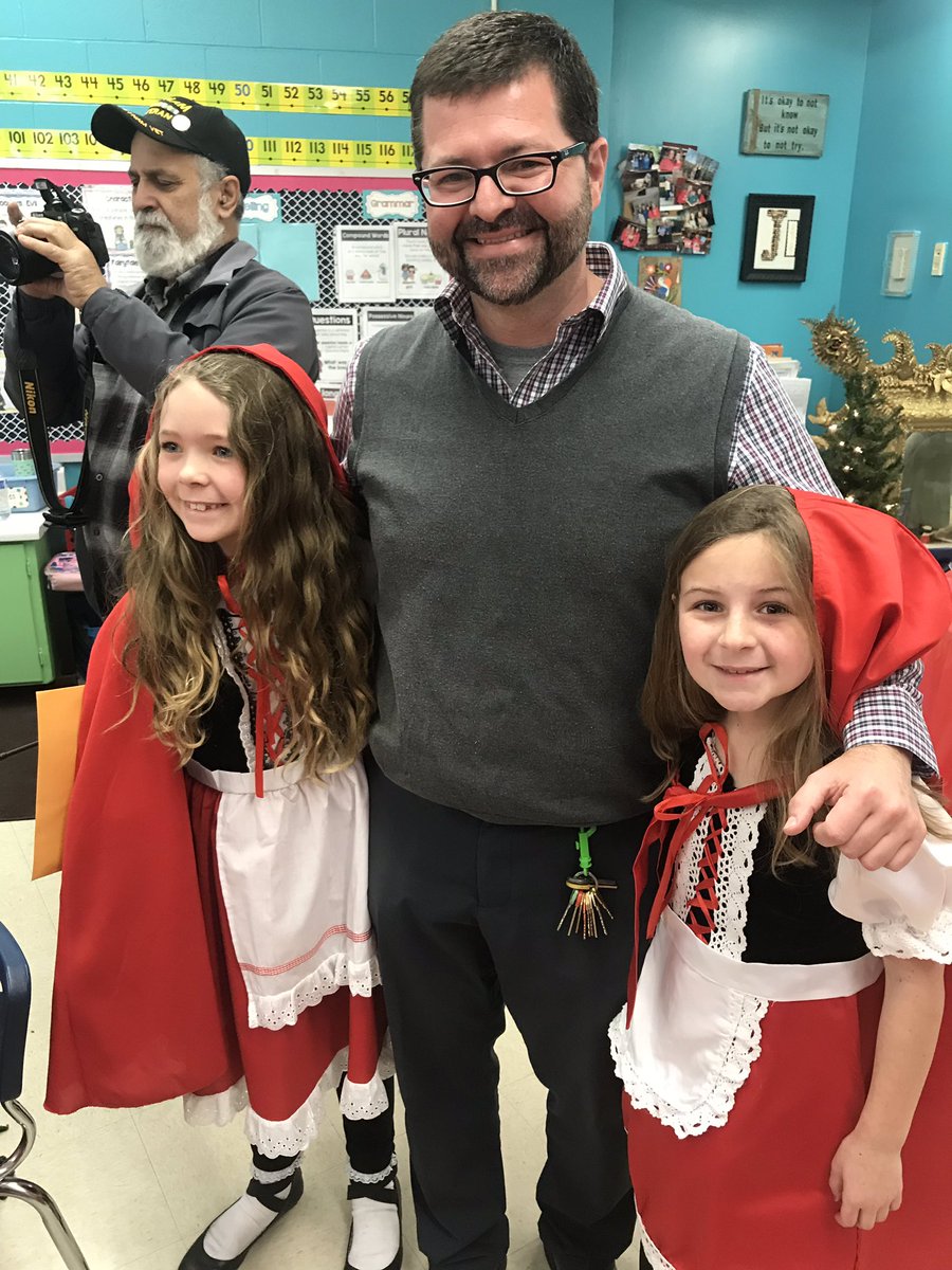 AliM_Barber's tweet photo. Our Little Red Riding Hoods and the Big Bad Principal at the 2nd Grade Fairy Tale Ball @YeagerChuck @LoniLHodge @gardendaleel https://t.co/00vO7LqMS0