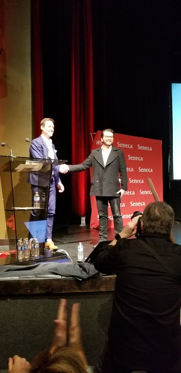 TheresaSeto's tweet photo. David Grisim, VP of Marketing Solutions, and the award winners https://t.co/VNRU1pMawL
