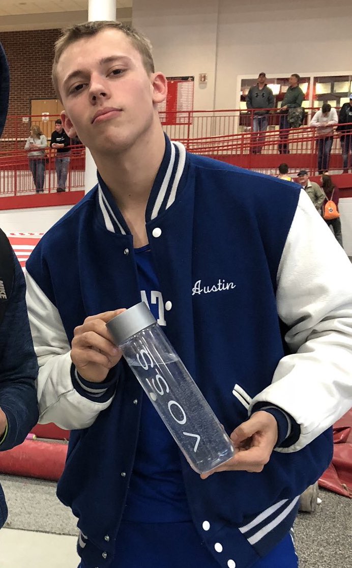 Pirate_Track's tweet photo. Congrats Indoor State Qualifier @daimonaustin long jump @SportsGDN @seilocalsports @GCHSPirates https://t.co/lhJVGpvptv