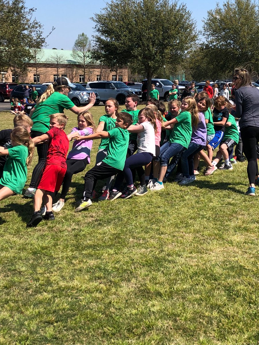 princshep's tweet photo. What a great field day at Pinckney! #BeTheOnePinckney @chpinckneyelem https://t.co/rhAdqGRtbK