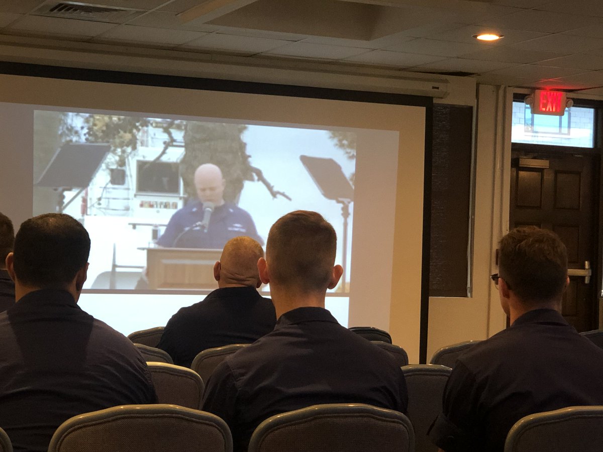 USCGOceania's tweet photo. We're tuned in to the #StateoftheCoastGuard address, are you?

The livestream is at https://t.co/DAboWxecCX   or on facebook https://t.co/V5UZIiaVOl  

#CoastGuard2019 #WithOurPeople https://t.co/wp4jgKcAnb