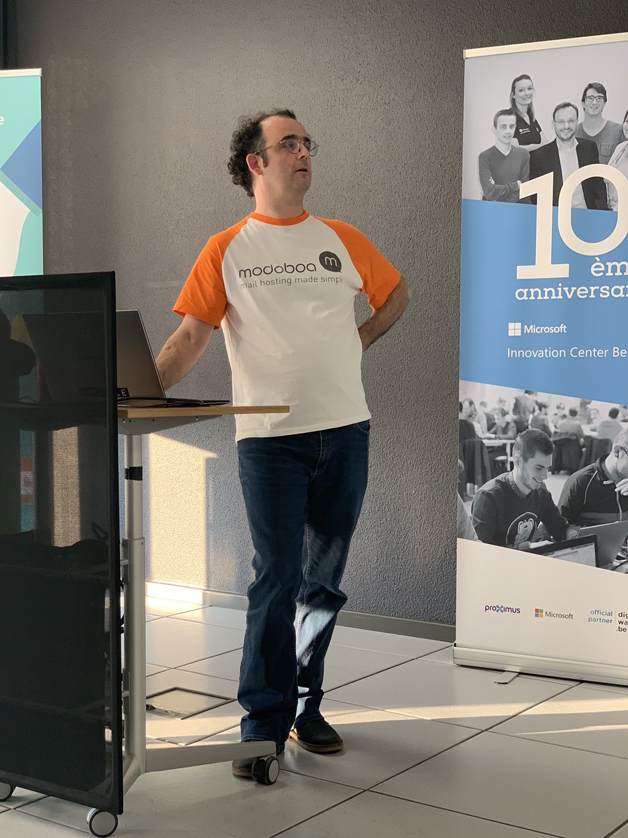 Monsieur @themr0c se prépare pour sa présentation #ansible aux <a href="/jeudisdulibrebe/">Jeudis du Libre</a>