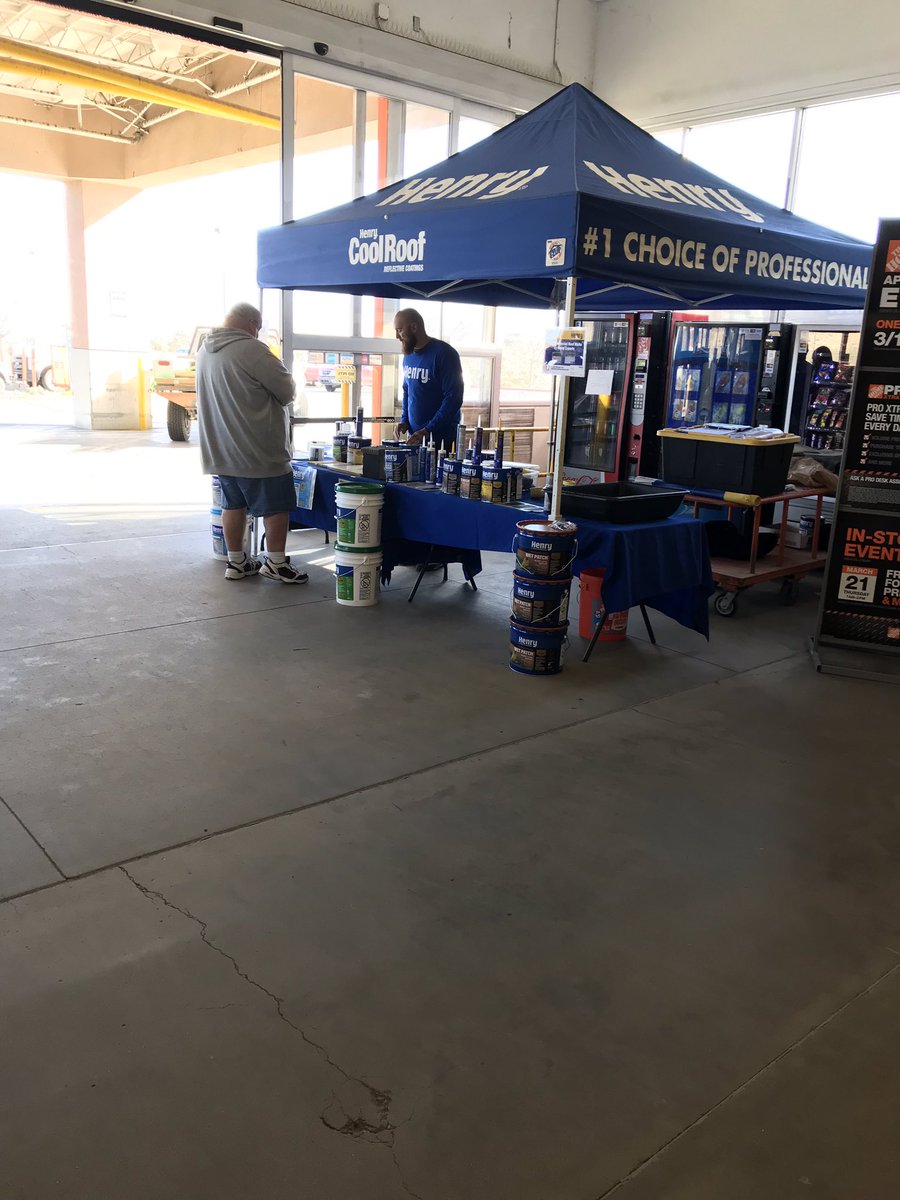 Asm6630's tweet photo. Having help from our vendors #Milwaukeetools #HenryCompany #BehrPro @Crippen1026 @6971Asm @6971Home https://t.co/G1mILSeQTS