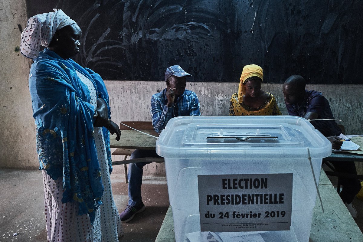 StanfordHP's tweet photo. Democracy is good for your health, write SHP's @Tara_Templin and @TomBollyky in this @CNN editorial about their @TheLancet study that shows public health improving in developing countries that adopt democratic rule. https://t.co/btXfiRBHBv https://t.co/bXFMmddnxB
