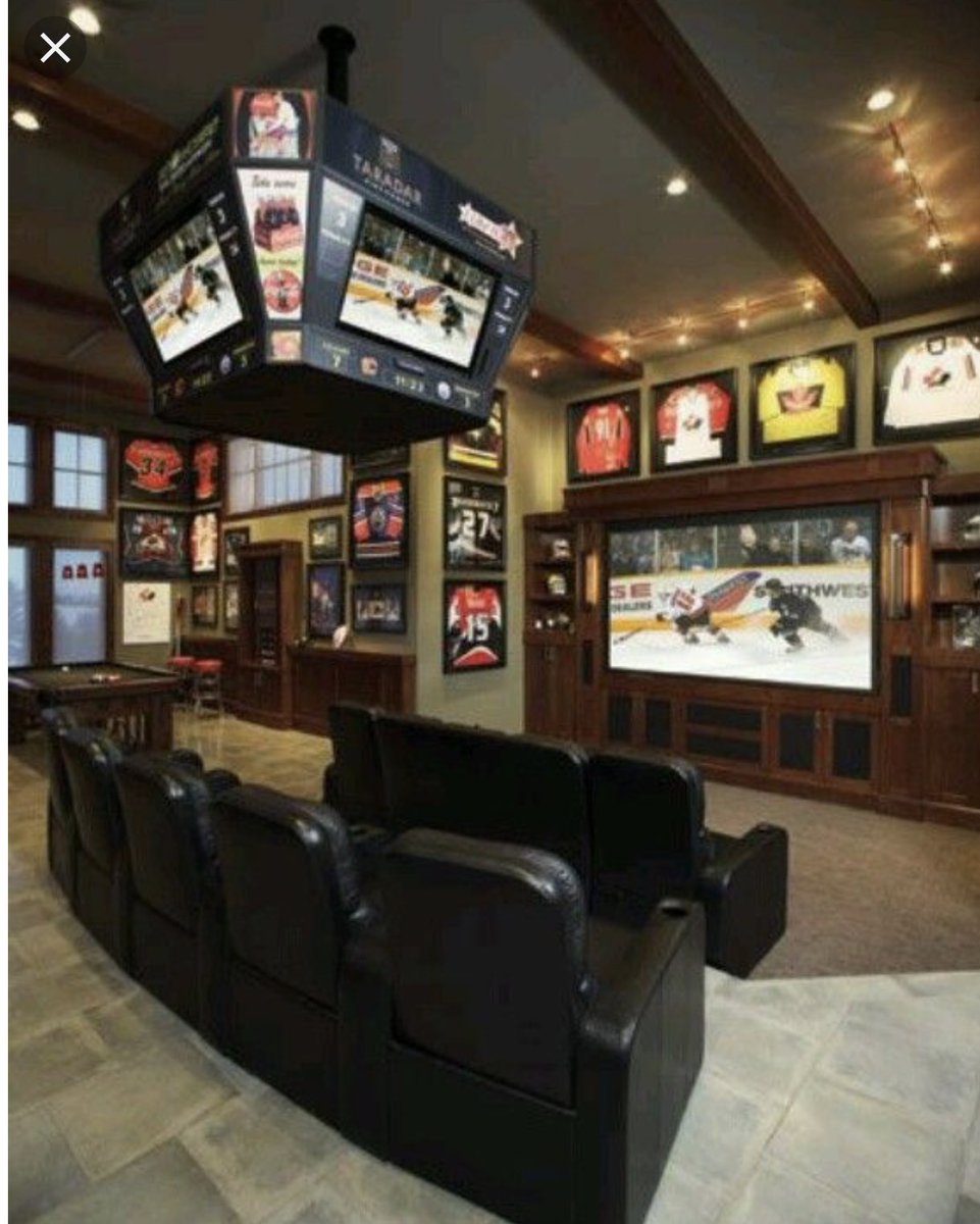 _MELBYE_'s tweet photo. Just thinking about my future home living room or man cave... 😍 https://t.co/JgB8GJ16Qo