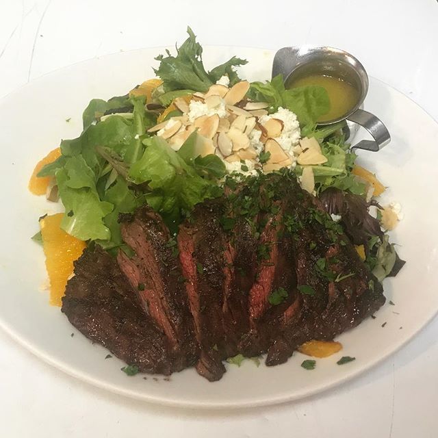 BlackMarketGP's tweet photo. Don’t forget to top your house salad! 🥩 https://t.co/Ty1Ibjhnse https://t.co/TEQakPnzFl