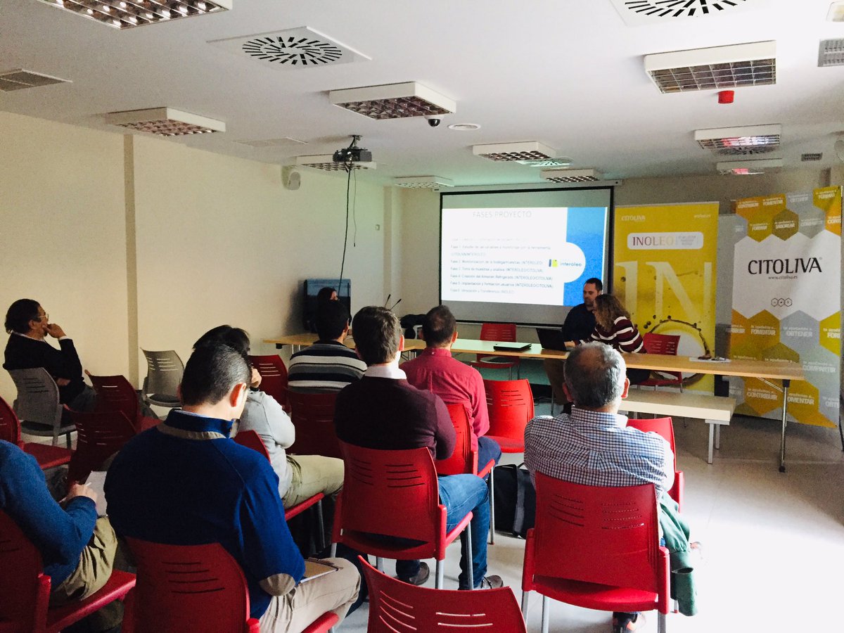 citoliva's tweet photo. #OlivarConectado 🌳📱| @interoleo @citoliva e #InoleoAEI presentan el primer ‘Álmacen Refrigerado Inteligente’ que facilita la gestión de las bodegas y muestras de las industrias del sector #StoreTicProject #Industria40 https://t.co/DVhKfgdtEB