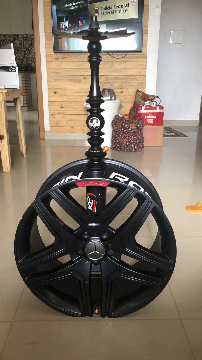 GaragemHookah's tweet photo. Olha quem chegou 🗣💨🤤
@EstiloDUB #aro20 https://t.co/CeHU4NNbbD