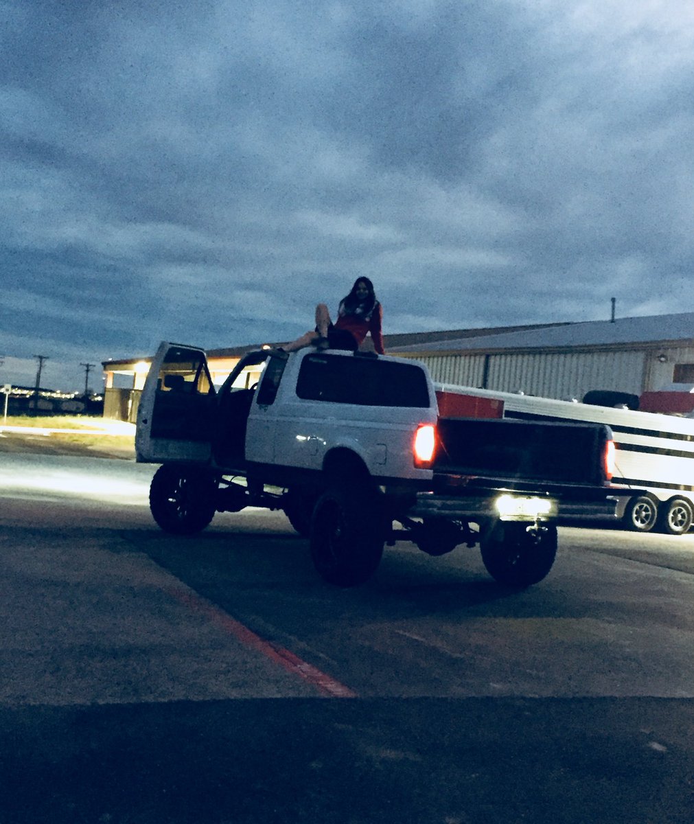 CopenHorn13's tweet photo. It’s been awhile on here but just wanted to show off my truck lol https://t.co/bjHyvwc3jn