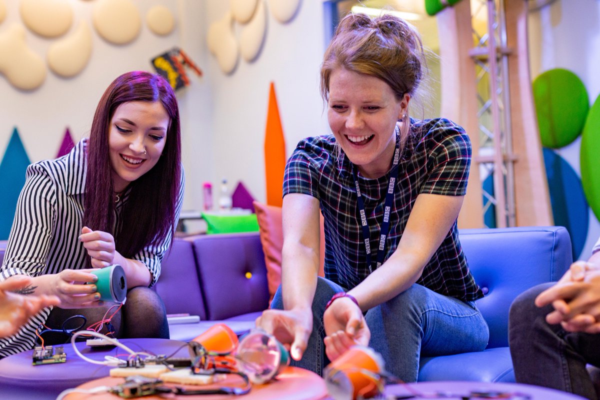 Bring your creativity and imagination to the BBC

Whether it's a traineeship that you're after or something more senior, the wonderful team at <a href="/bbcuxd/">BBC UX&D</a> are on the lookout for UX Designers across all levels to join them 🔥

Apply here – ohthisway.co.uk/opportunities/