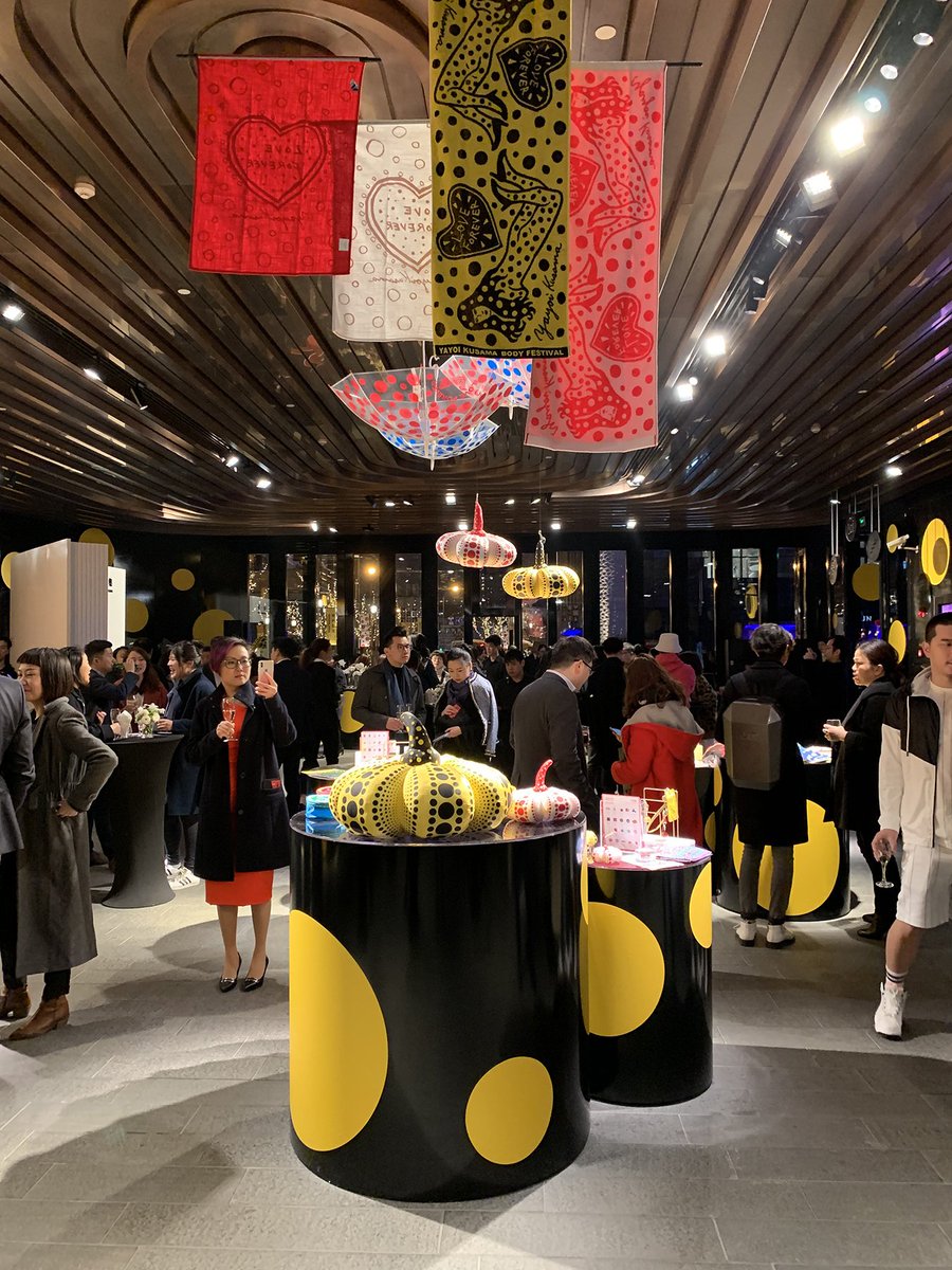 KhElAshry's tweet photo. FosterPartners: The Fosun Foundation at the Bund Finance Center was the site for the latest #YayoiKusama exhibition #AllAboutLoveSpeaksForever ⚫🔵🔴 https://t.co/J8mh0ej1tN