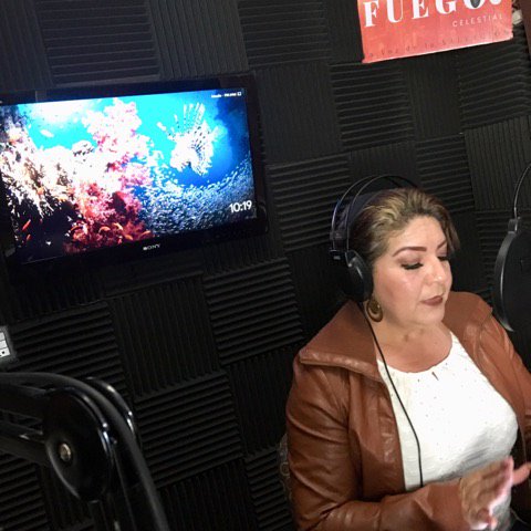7Celestial93's tweet photo. #feliz #FelizJueves  #fueradeseriechallenge  #Dios #AMOR 

Se una persona fuera de serie!!!! con la Pst. Lucy Jaquez en la 93.7FM https://t.co/0qihBN7X3R