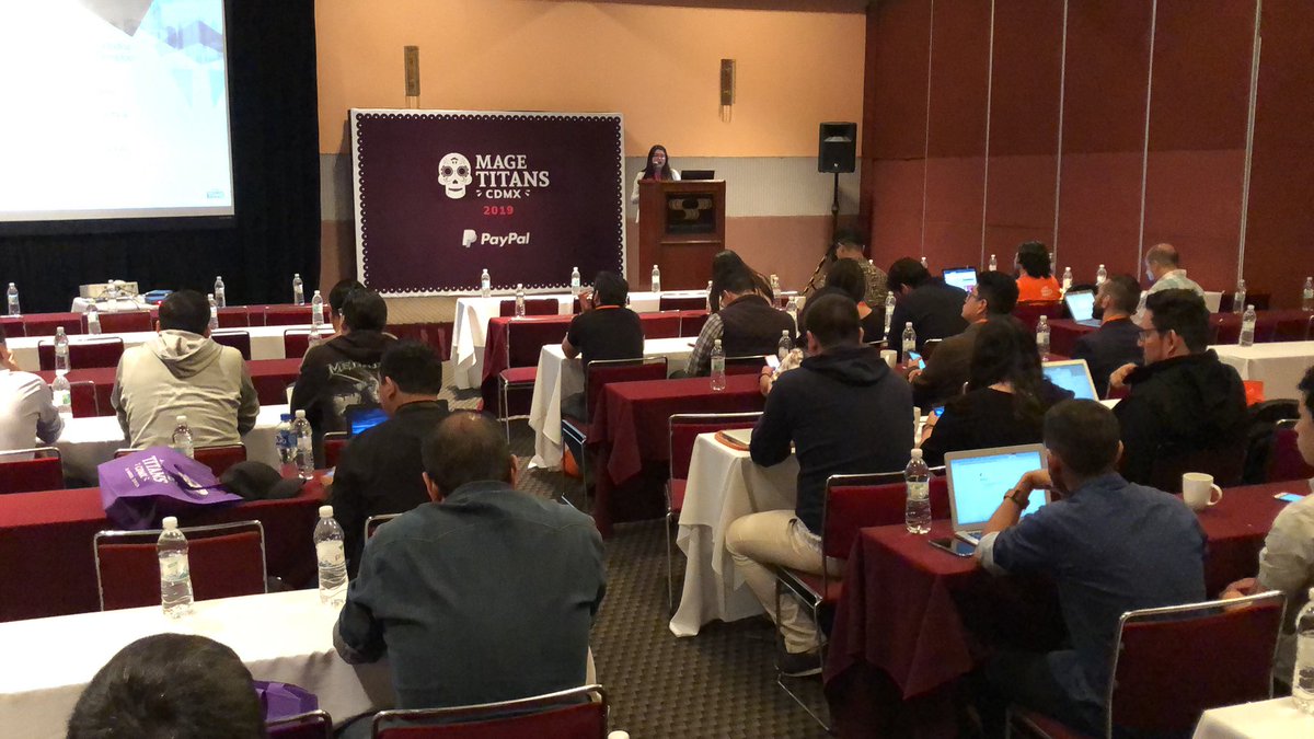 MageTitansMX's tweet photo. Ya dimos inicio a la conferencia la conferencia con @laura_trea sobre Varnish https://t.co/bzmdXkDVeF