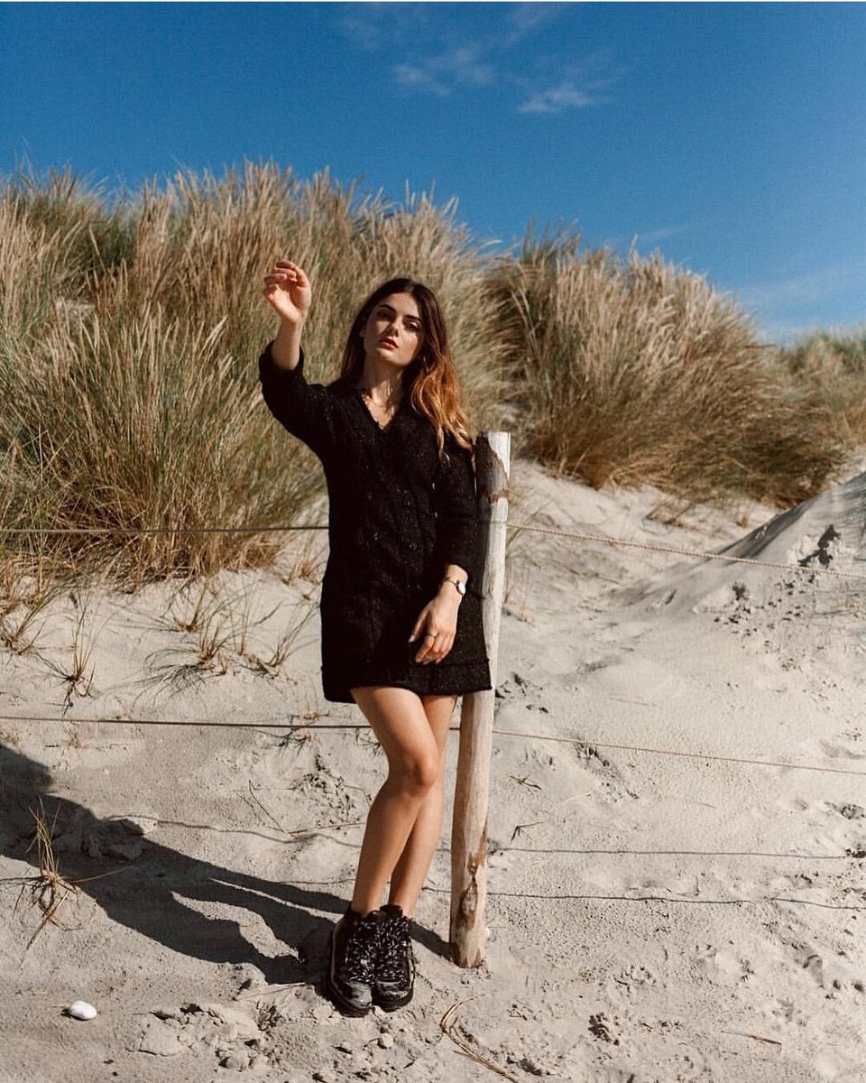 Waving goodbye to winter like 👋 (metaphorically speaking obviously😑) as the dark days stubbornly persist we're looking ahead, brandishing our badass patent hikers on windswept beaches and sunny days with @adaapop💕

#imwearingcara #ss19 #bedifferent #indibrands #womenwelove