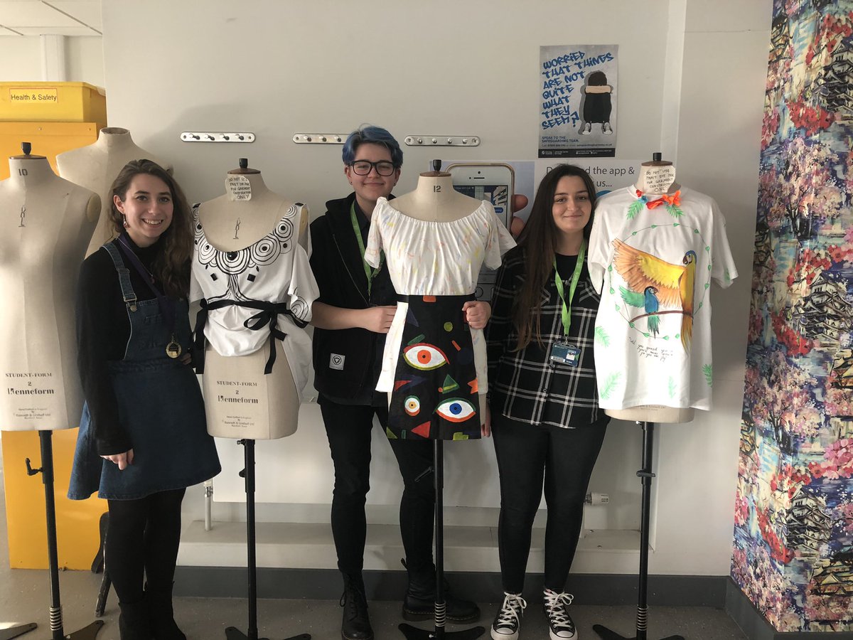 givisualarts1's tweet photo. Well done to all the learners that took part in today’s intercollege competition - here are our Level 3’s with their designs #intercoll19 @gifhe @gicreativearts https://t.co/pFadQ2Uvx2