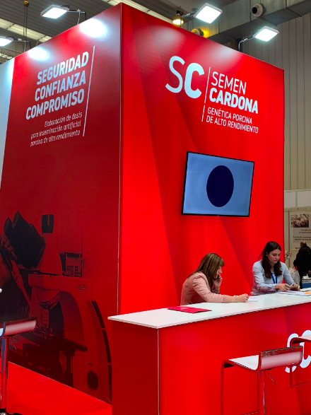 PandaAgricultur's tweet photo. Algunas empresas interesantes (III) de nuestra visita al #Figan en Zaragoza #Rotecna #SemenCardona #Lallemand #Levaduras #Ganaderia https://t.co/XBwBjvM9qv