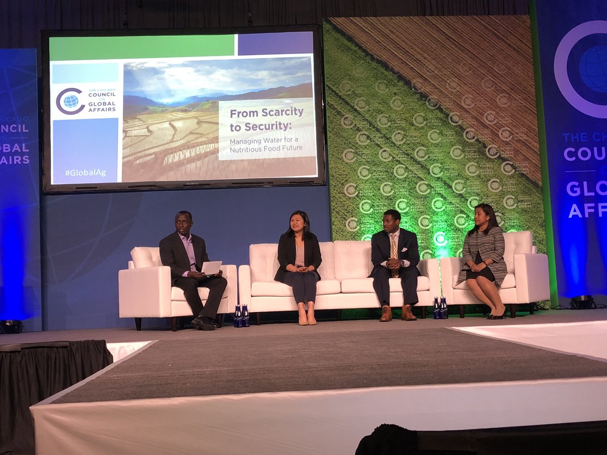 VickySueEspi's tweet photo. Some of the Chicago Council Next Generation Delegates 2019 telling their story and visions for the future of global food security. What an amazing group of young leaders! #GlobalAg https://t.co/j8LVH7zlMQ