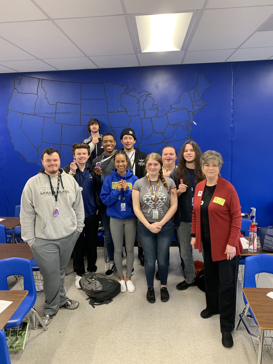Thank you so much to the <a href="/LWV/">League of Women Voters of the US</a> of Greenville County for coming out to our Government classes to discuss the importance of voting and for helping THESE students register today! #newvoters #WeAreTR #ExcellenceEveryDay #whateverfloatsyourvote <a href="/scvotes/">SC State Election Commission</a> <a href="/TRHSPrincipal/">Mike Berry</a>