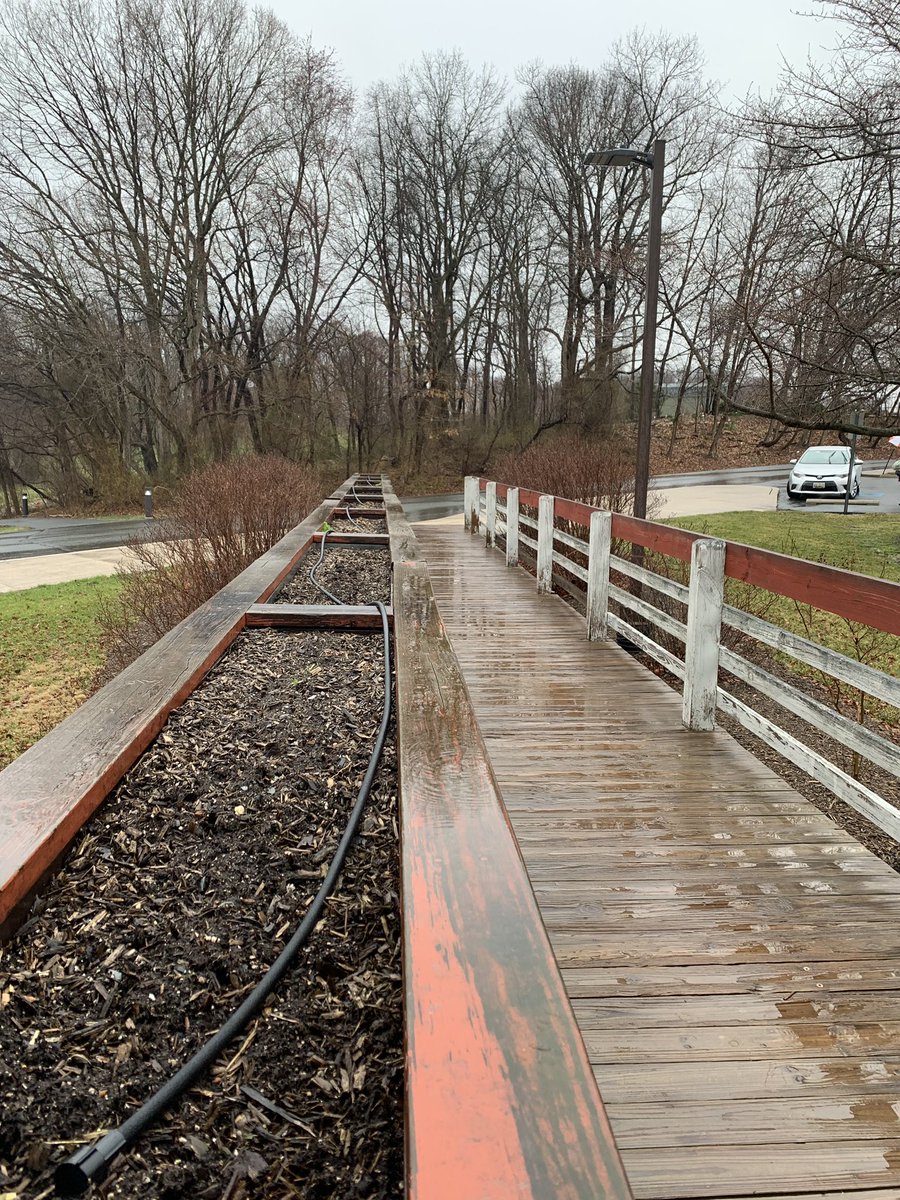and_guardians's tweet photo. Rain days are a great time to do education for employees. Thank you @cfschuster for taking the time today👍🙏 https://t.co/YbH6B4Xllr