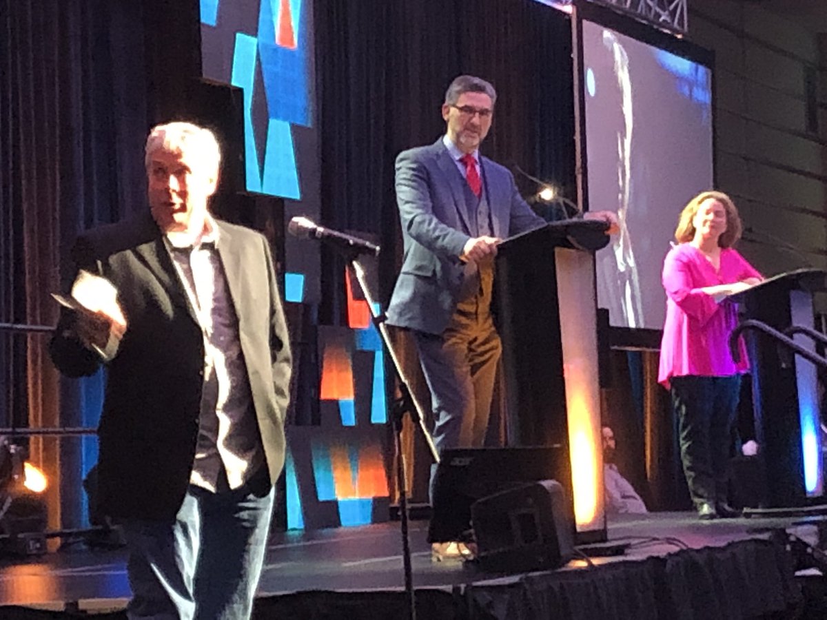 Carleton County farmer Ross Culberson pitches his easy-to-use mobile product which captures food safety compliance on the farm <a href="/nb_innovation/">nb_innovation</a> NBIF_FINB #Breakthru2019 dinner in #Fredericton. Hosts <a href="/HarryForestell/">Harry Forestell</a> and Christianne Vachon look on. #cbcnb