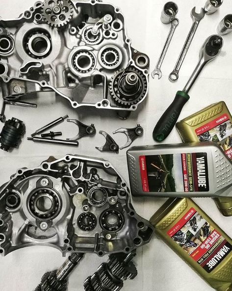 Double tap if you're ready for a weekend of riding! 📷: motorcycle21 #yamalubeusa #yamaha #yamalube