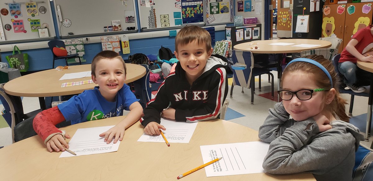 mrs_anderton's tweet photo. Helped out with Jr Lighthouse this morning. Mrs. Styer helped us to prepare for Leadership Day! Thanks for the treats! @AndreaStyer! #7habits #focusedkids https://t.co/9Drh3KABgK