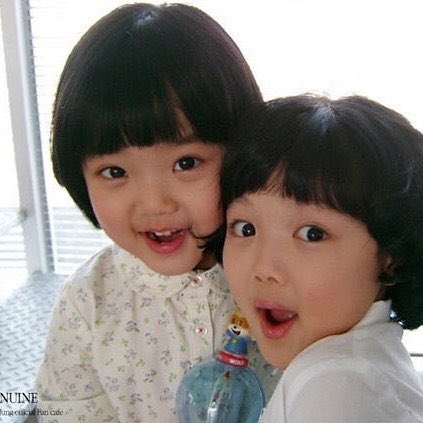 KIMSMELL5's tweet photo. 김김들 귀엽다 #김향기 #김향기_트친소 https://t.co/UwmYc0aSnC