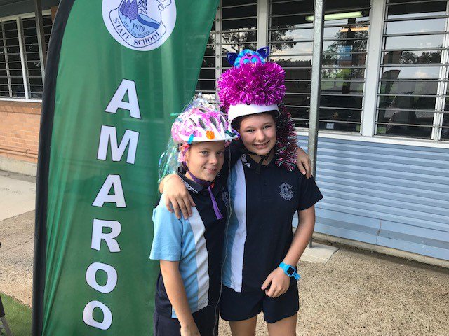 CycleStyle's tweet image. Those are creative helmets! RT @PayneRoad_SS: National Ride2School Day - Bling your helmet. paf.org.au/ride-or-walk-t…