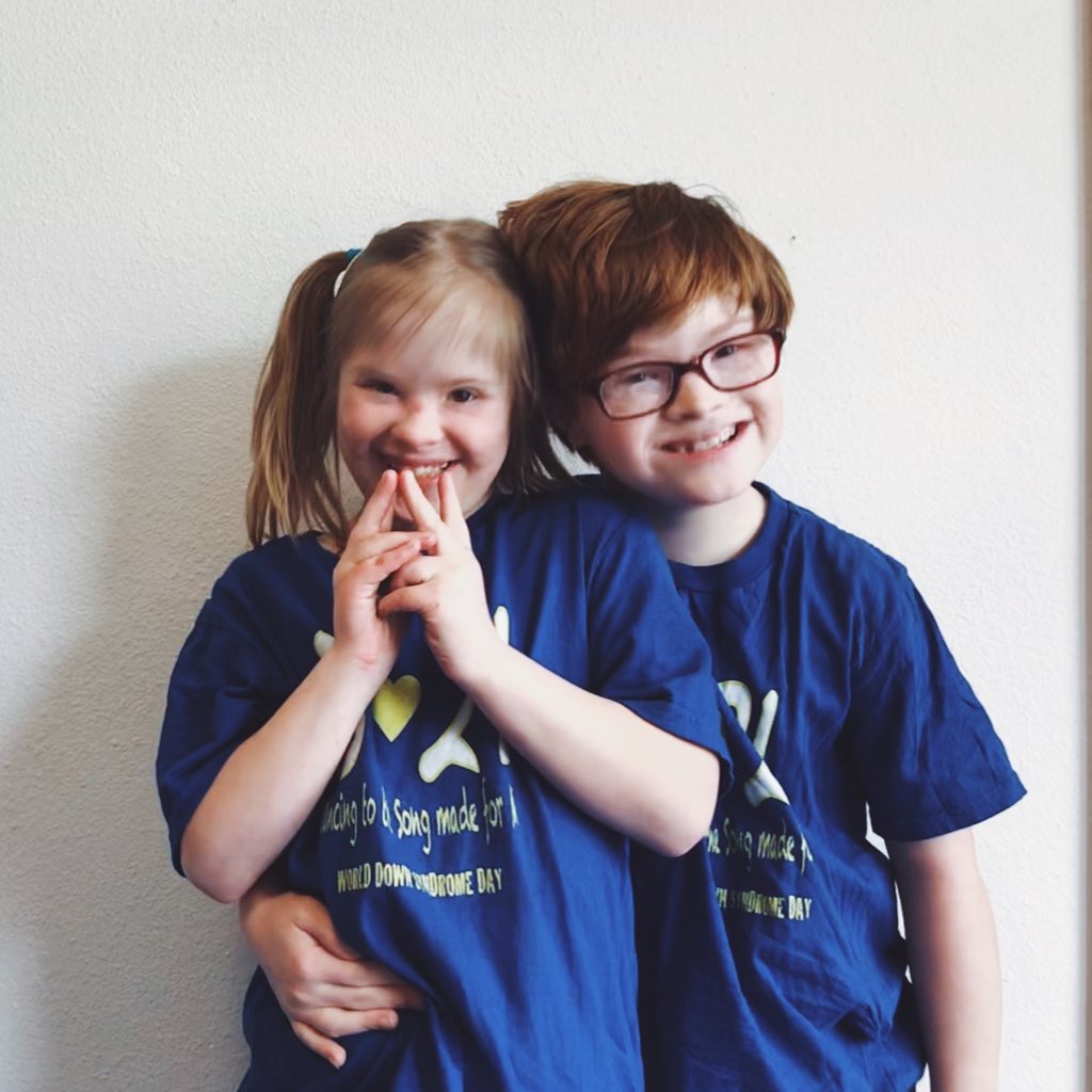 uhmanduh9's tweet photo. Happy World Down Syndrome Day from two of my favorite kiddos who rock an extra chromosome. You make life worth it. 💛💙

#WorldDownsSyndromeDay #t21 #expectthis #theluckyfew #rockyoursocks https://t.co/MtD37ebaKO
