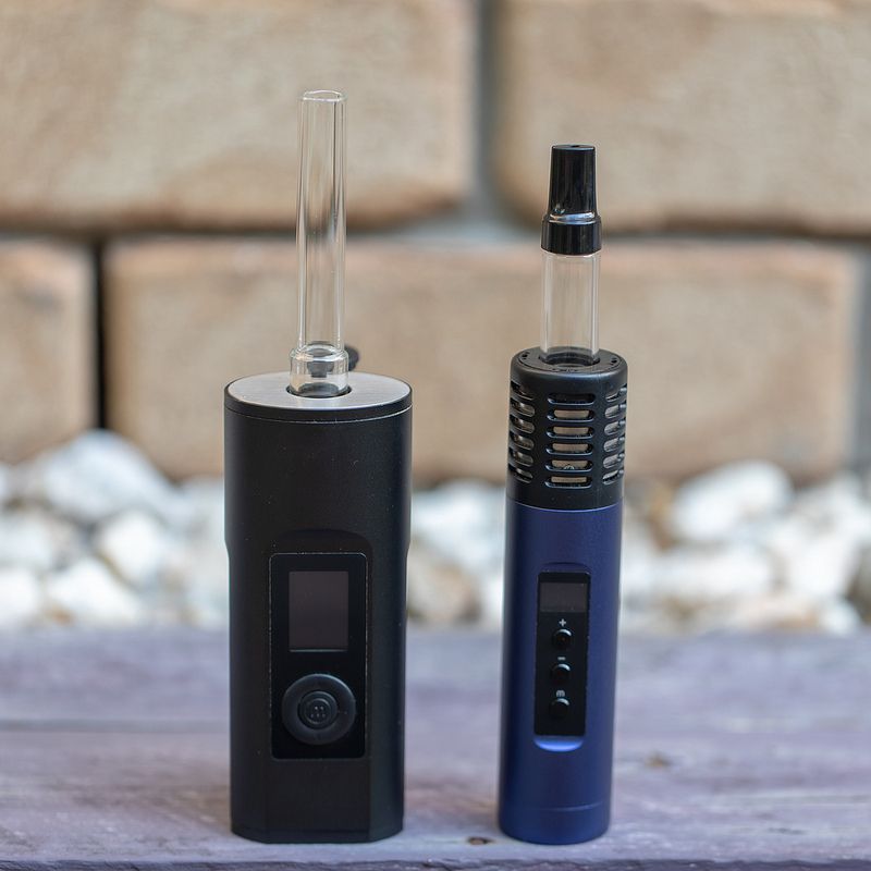 vapefuse's tweet photo. His and hers 👫
#vapelife #vapelifestyle #vapehappy #vapeforlife #vapelyfe #vapelyfestyle #vape #vaping #arizer #arizersolo2 #arizersolo #arizerair2 #arizervaporizer #herbalvaporizer #herbalvape https://t.co/FhItd6n7p8