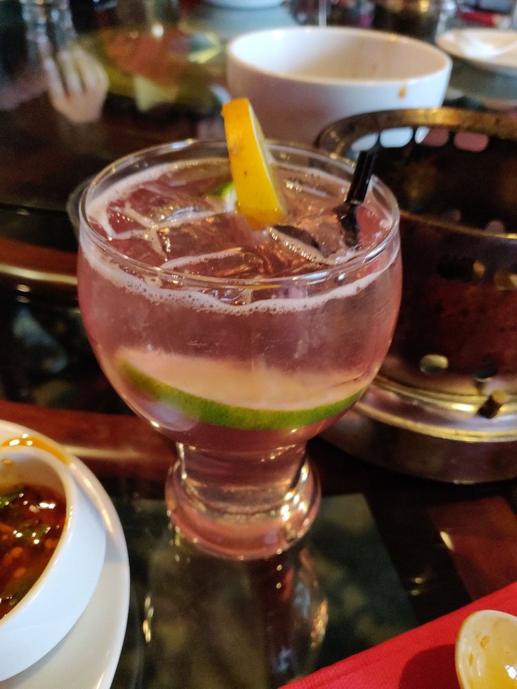 Mala_Tang's tweet photo. A drink a day keeps the stress away...thatβs how it goes, right? π
#MalaTang #ADrinkADay #ArlingtonEats #ArlingtonDrinks #DrinkUp https://t.co/D4CYNOxYJK