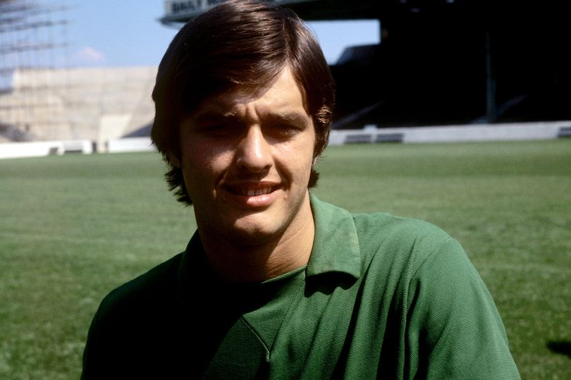 robertmdaws's tweet photo. #RonHealey played 38 times for #ManchesterCity in the 1970s before moving to South Wales. @ManCity #MCFC @wozza64mcfc https://t.co/0Lo5OaSoXf