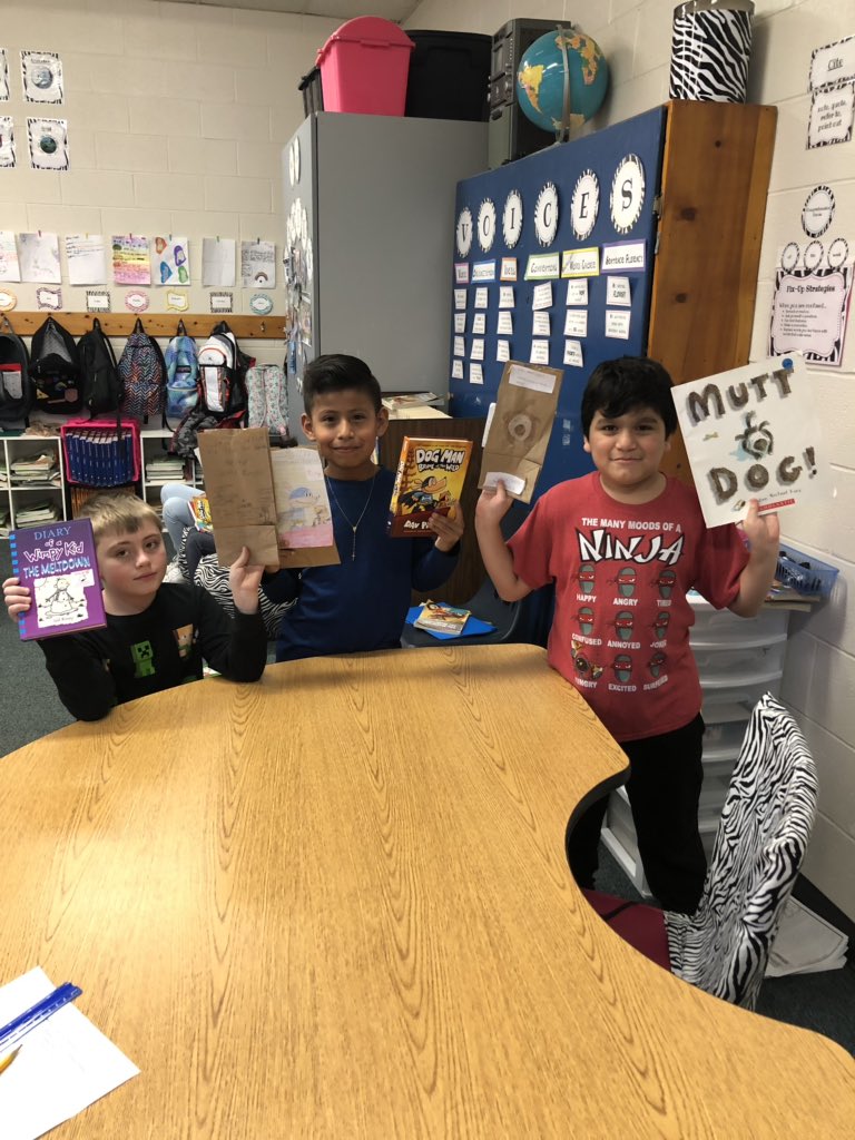 MrsWheat90's tweet image. Book in a bag project to share all about their favorite book they read independently this quarter! 📚 So fun to hear what items they chose to represent their books. We even had someone bring in toilet paper! #ParkwoodPride #WeAreGCCS