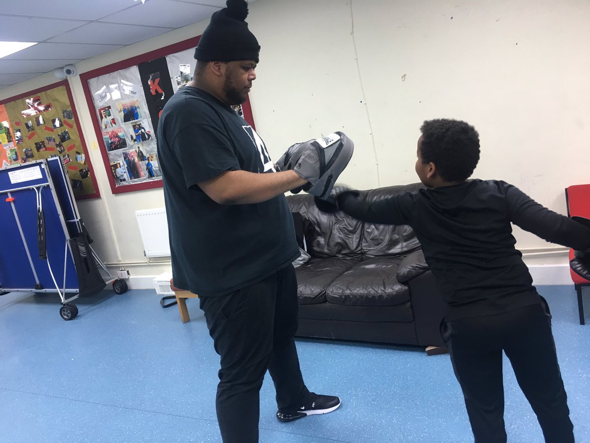 kcbna1's tweet image. Our New Young Stars programme yesterday #smoothie making #boxcercise and lots of #fun and #games - Every Wednesday 4.45pm to 6.30pm at the Youth Centre term time only for young people aged 9-13 years old! Have kids? Young family members? Pop in and speak to the team! 😊