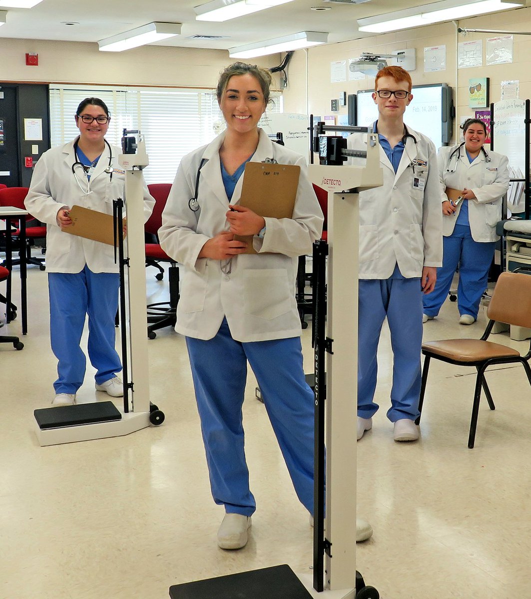 AcademyLI's tweet photo. Clinical Medical Assisting students in Betty Martin’s class at MTC held a Healthy Clinic for students and staff. Students performed glucose and cholesterol testings, took blood pressure readings, vital signs, and calculated BMI for participants. @ESBOCES #CTEstrong https://t.co/YjhlBTmw1O