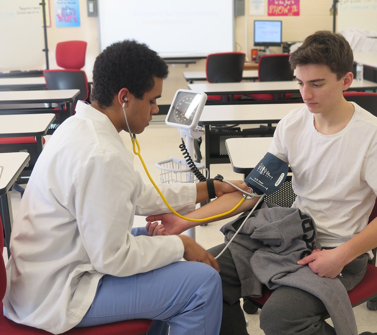 AcademyLI's tweet photo. Clinical Medical Assisting students in Betty Martin’s class at MTC held a Healthy Clinic for students and staff. Students performed glucose and cholesterol testings, took blood pressure readings, vital signs, and calculated BMI for participants. @ESBOCES #CTEstrong https://t.co/YjhlBTmw1O