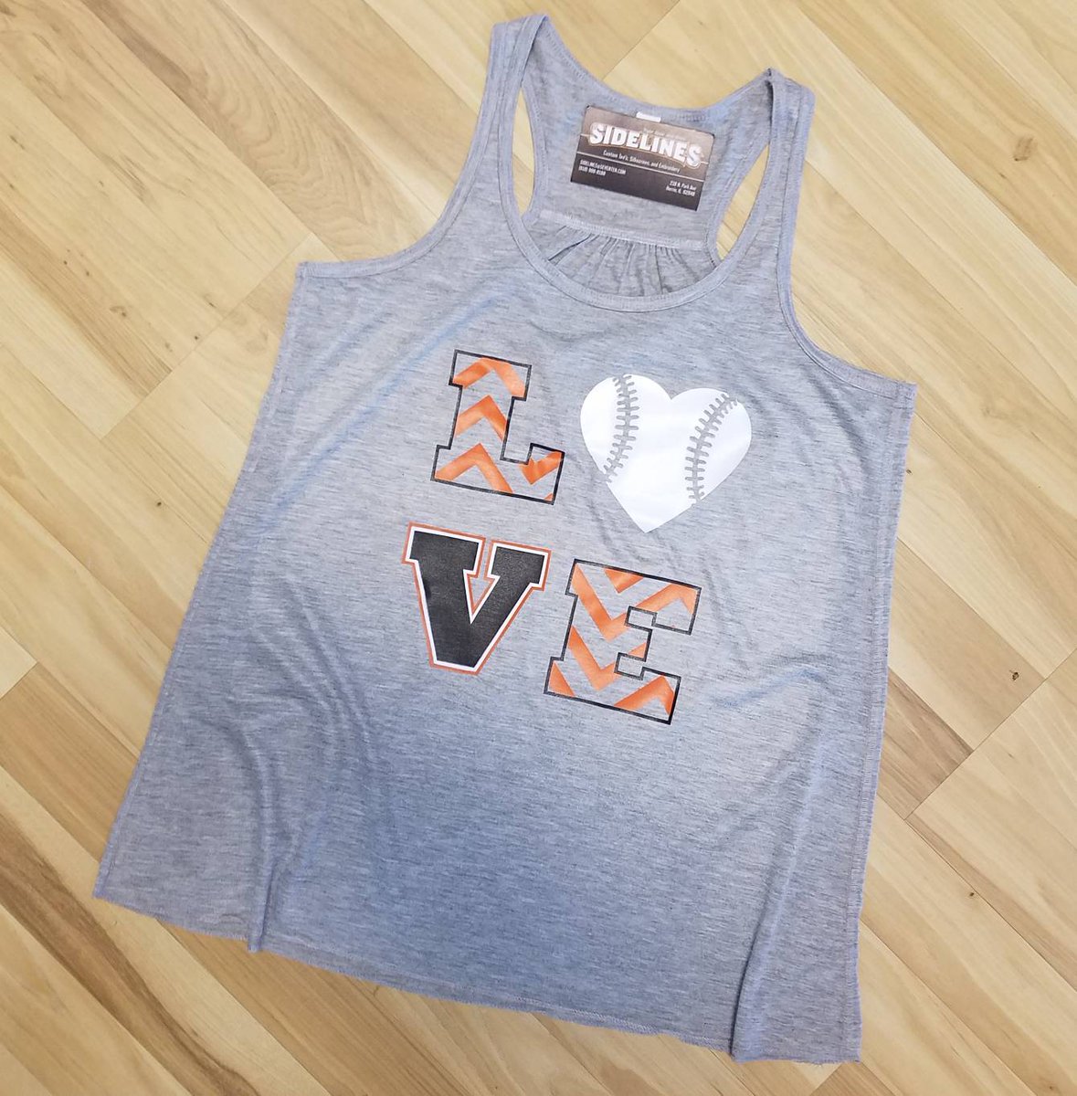 sidelinescustom's tweet photo. Love us some Tiger Baseball!! #sidelinestigergear #sidelinescustom #herrintigers #tigernation https://t.co/TJgVh7o6zf