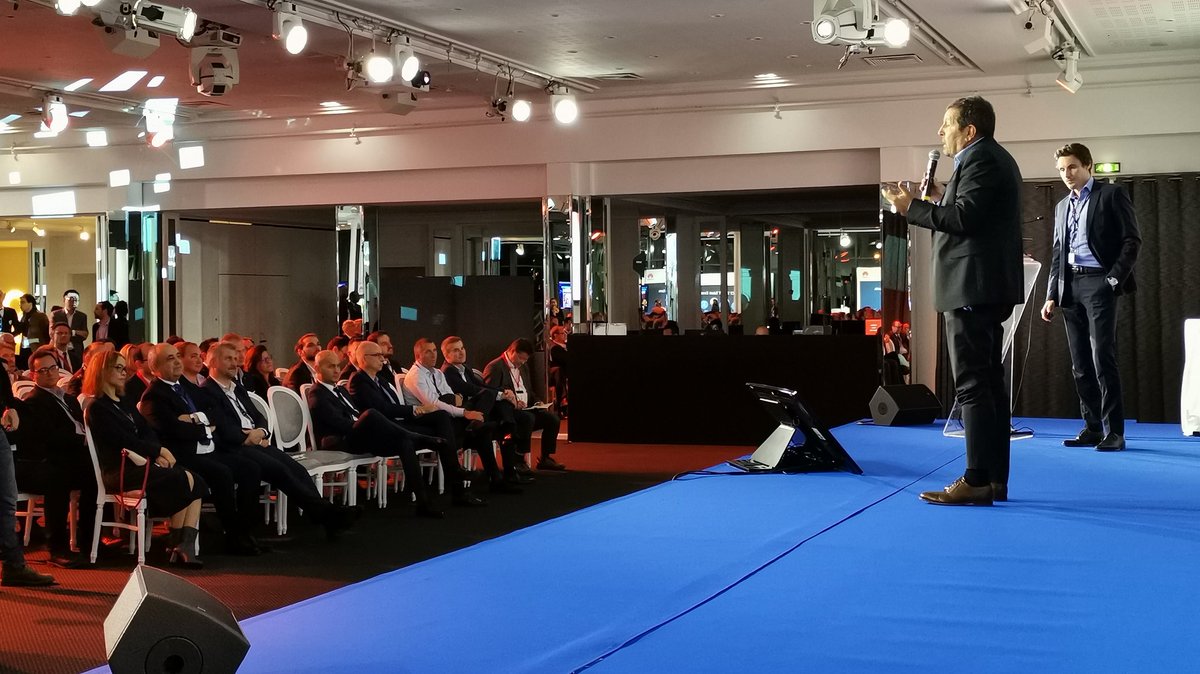 Notre partenaire <a href="/saphelec/">SAPHELEC</a> présente sa solution de visioconférence #SimplyVisio. "Huawei nous permet d'offrir un panel complet de solutions innovantes. L'OpenLab Huawei nous permet de faire de nombreuses demonstrations live pour montrer toutes les possibilités technologiques."