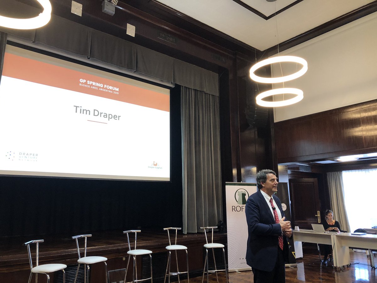 DraperCygnus's tweet photo. #DVNArgentina #GPspringforum  🙌🏻✨ Arrancamos con 👉🏻  Palabras de apertura 👈🏻  a cargo de @TimDraper  👏🏻
#DVNSummitARG #Emprendedores #Argentina #VentureCapital #fintech @DraperNetwork https://t.co/cYKuPZh1j7