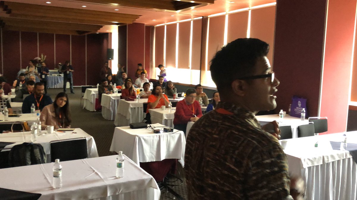 MageTitansMX's tweet photo. @tavomarslml nos tiene preparado su taller sobre Design Systems. Estamos seguros que será un gran aprendizaje para todos nuestros entusiastas en @magetitansmx #MageTitansMX #mt19cdmx #ThinkingCouch https://t.co/5Atv459JRh
