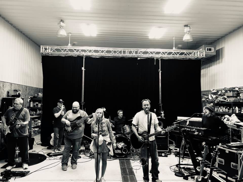 TheVogue's tweet image. TOMORROW NIGHT! Friday 3/22 @thenautiyachtys make their #debut in #Indianapolis at #thevogueindy reppin' that classic #yachtrocksound! Purchase your tickets here! bit.ly/2E50zCz @SunKingBrewing @Do317 @yachtrockradio #thenautiyachtys #yachtrockmusic #indy #indyconcerts