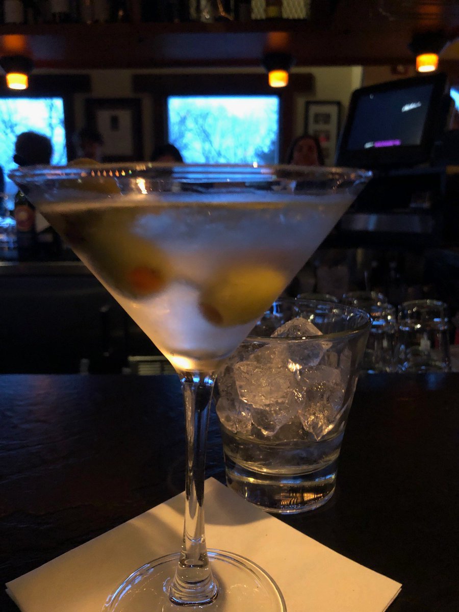 #Martini Madness! 1/2 of all specialty martinis on Thursdays, in lounge/bar and main dining room. Great cause it's feeling like a martini kind of day. #HappyHour 4-6:30 1/2 off wines by the glass.