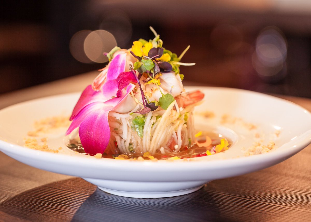 AftrImageStudio's tweet photo. I was hired to photograph menu items for The Greenleaf Thai Cuisine, their food is delicious and have a great presentation! Here’s the first of many dishes: Papaya Salad!
⁣ #UptownWhittier #OnLocation #WhittierPhotographer #FoodPhotographer #WhittierFoodPhotographer #FoodPhoto https://t.co/nU3Peci19E