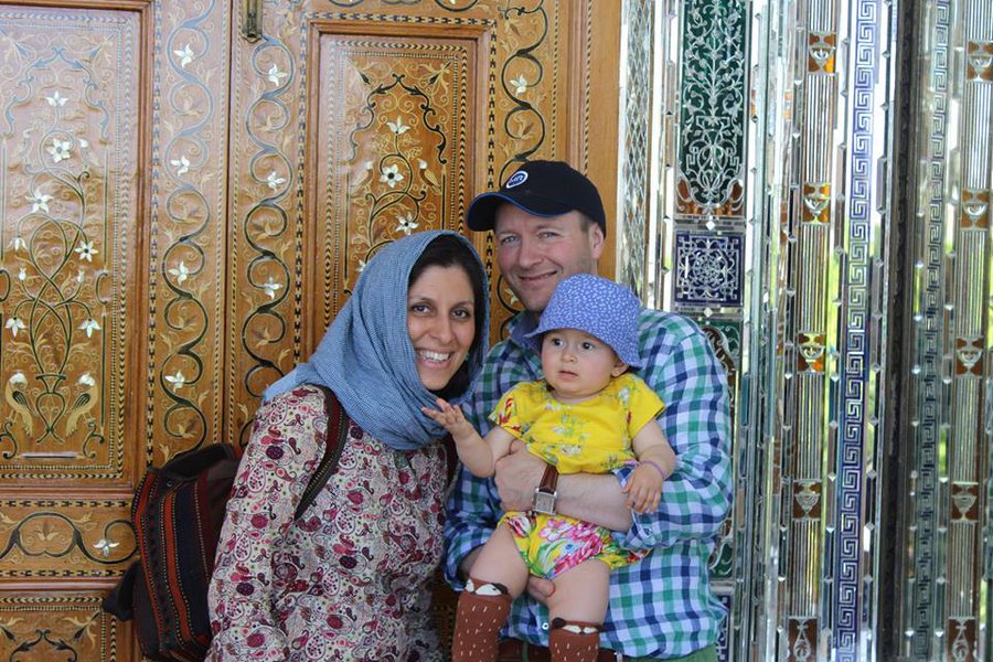 katestratton3's tweet photo. “Take the blinders from your vision,
take the padding from your ears,
and confess you’ve heard me crying,
and admit you’ve seen my tears.” ~Maya Angelou

Dear @Khamenei_fa @Raisi_org @ir_aref 
#FreeNazanin Zaghari-Ratcliffe unjustly separated from family three years this #Nowruz. https://t.co/krbmj8Blwa