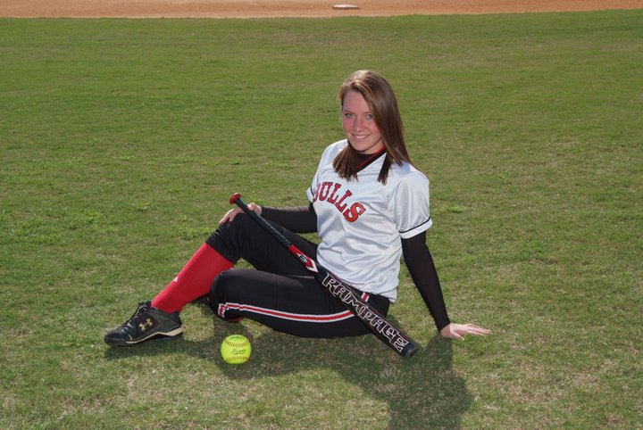 BraddyMarlie11's tweet photo. Honoring our Angel on the Mound Tuesday March 26th. @BdaleSoftball #flyhigh15 #madd #bshs #bullpride https://t.co/YSOkeLBY7G