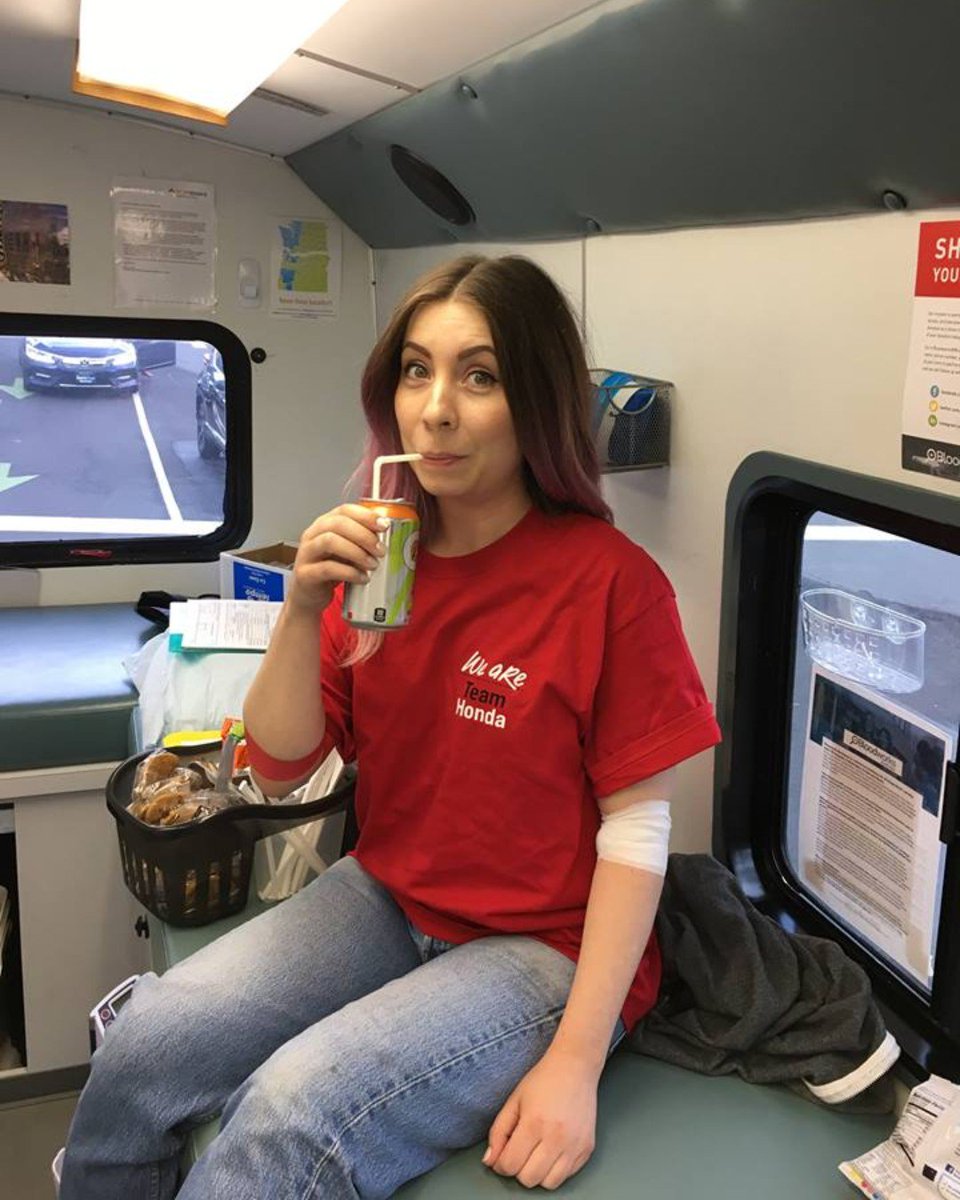_BeavertonHonda's tweet photo. Did you know donating blood can save THREE lives?! #TBT to Alex Haigh donating in 2017! And tomorrow, @bloodworksnw will be back, helping us donate to a great cause that can make all the difference for another person. #BloodWorksNW #BeavertonHonda #LanphereAutoGroup https://t.co/TtXSEH04L0