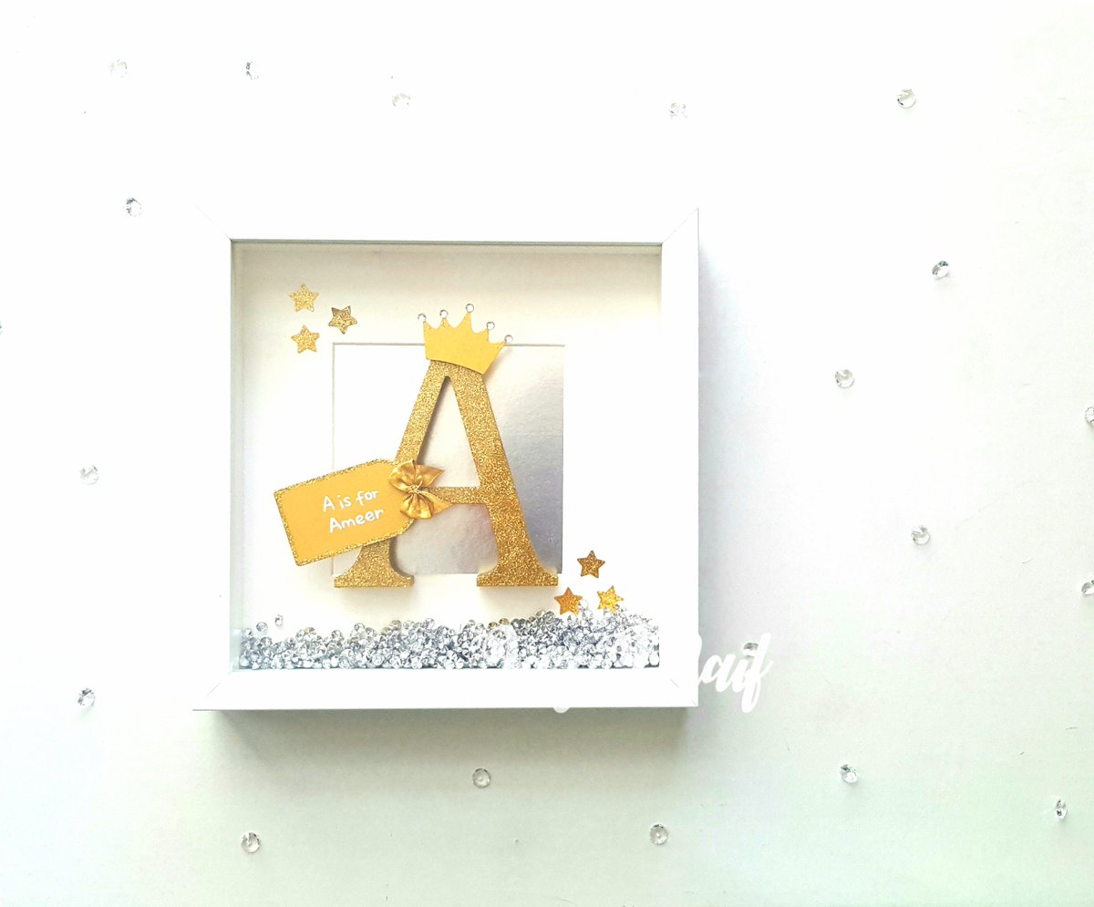 JazMaif's tweet image. 🌟A great piece for any age- Named Initial
• A is for Ameer
• 23 cm x 23cm (9" x 9") White Shadow Frame
#shadowframes #gifts #babyboy #presents #personalised #simple #creative #diamantés #silver #gold #white #sparkle #letter #Name #initial 
@JazMaif
Note: Props are not for sale