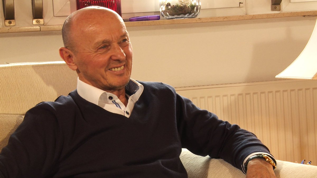 Mit dem heutigen Tag bin ich Partner bei Jeunesse.
Lange habe ich nach nachhaltigen Produkten für meine Sportler und meinen Klienten gesucht,
Reserve ist das Produkt für Energie, Konstanz und ausgiebigen Schlaf.
Mein Link zum Shop walterrotter.jeunesseglobal.com