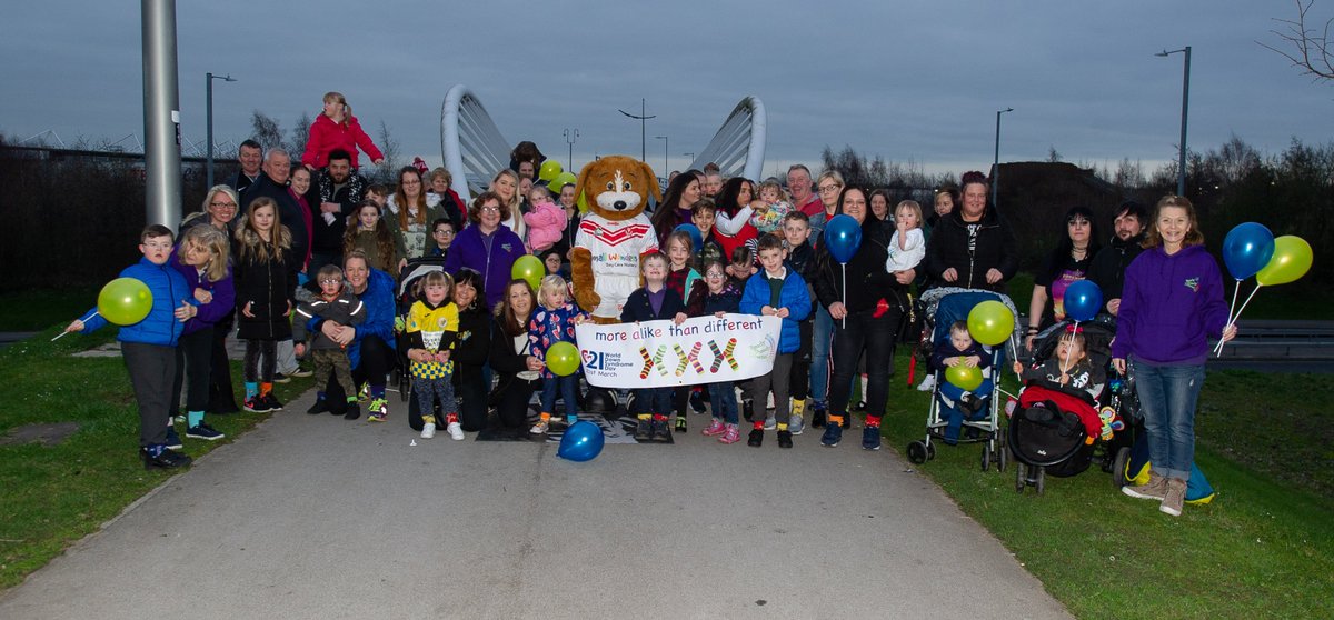 CommunitySaints's tweet photo. Boots had a fantastic time today at the @readysteadydown Light switch on event at The Steve Prescott Bridge. Thank you to everyone for greeting us with open arms! 🤗 #saintsandproud @Saints1890 https://t.co/svMDuUz8lS