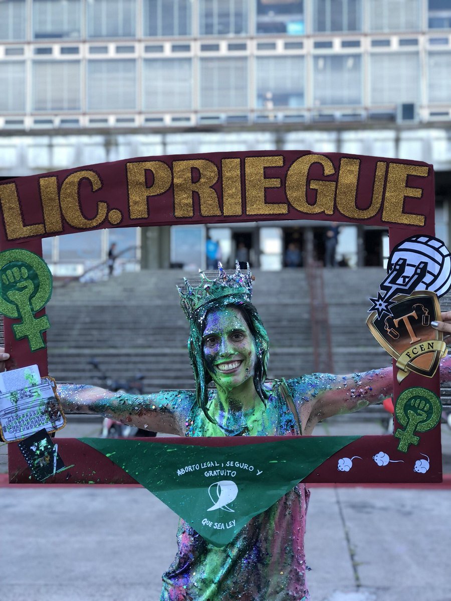 Exp_Ciencia's tweet image. ¡La felicidad de las recibidas nunca termina!
@rochipriegue es colaboradora de ExpC desde hace unos cuántos años y desde ayer es bióloga de @Exactas_UBA 
Ya participó de campamentos, desembarcos, capacitaciones docentes y más.
¡Felicidad y admiración absoluta!

#biología #exactas